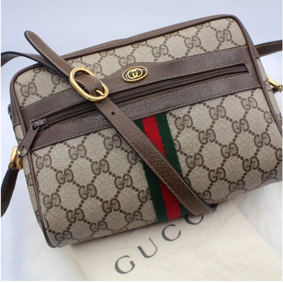 Gucci Handbags - Gucci
Ophidia shoulder brown bag